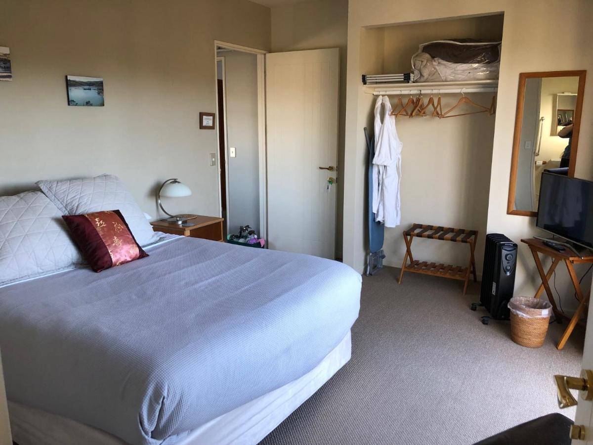เว็บสเตอร์ ออน วานาคา ลอดจ์ Bed & Breakfast วานากา ภายนอก รูปภาพ