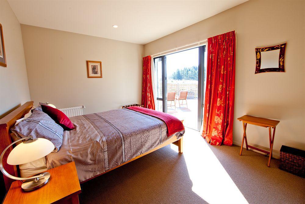 เว็บสเตอร์ ออน วานาคา ลอดจ์ Bed & Breakfast วานากา ภายนอก รูปภาพ
