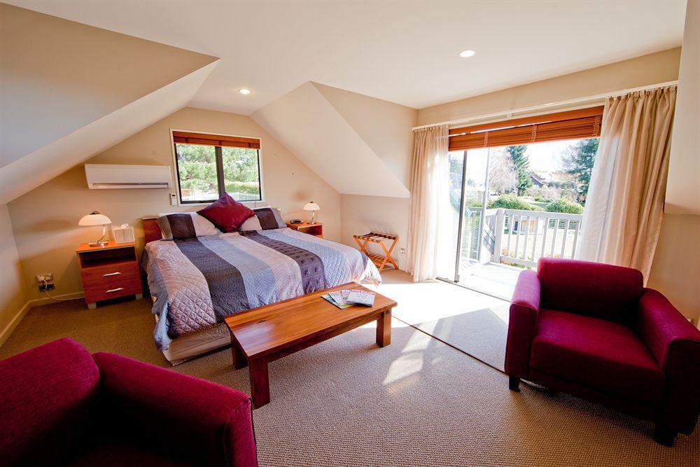 เว็บสเตอร์ ออน วานาคา ลอดจ์ Bed & Breakfast วานากา ภายนอก รูปภาพ