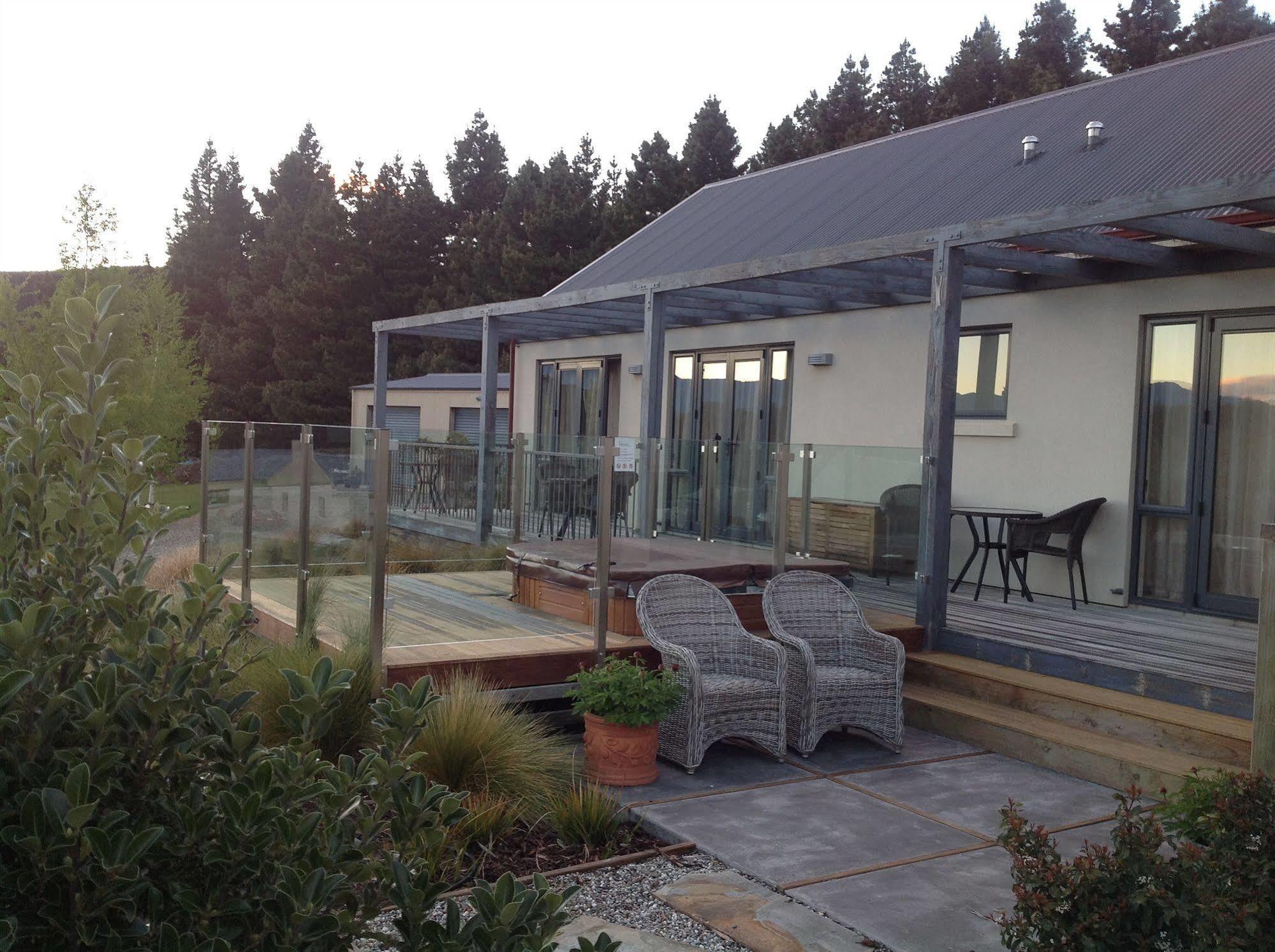 เว็บสเตอร์ ออน วานาคา ลอดจ์ Bed & Breakfast วานากา ภายนอก รูปภาพ